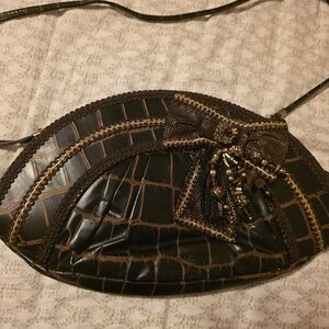 Elegant Vintage Brown Reptile Pattern Dove Purse